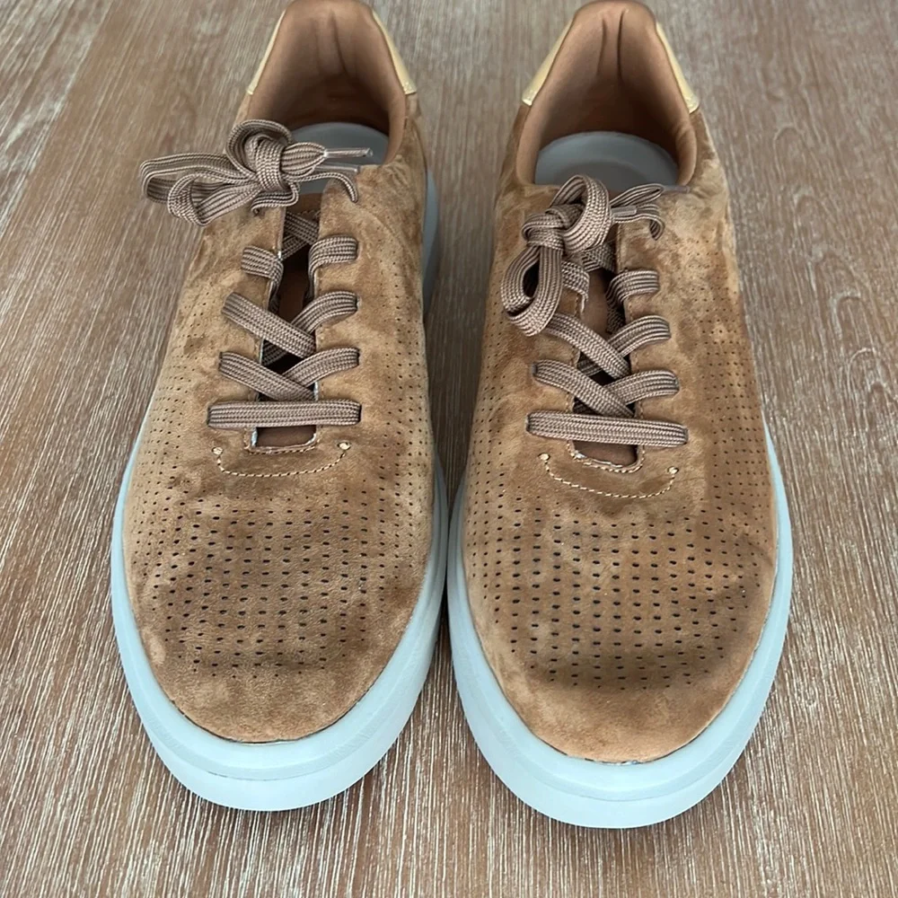 Easy spirit dress shoes. Size 13. Brand new.